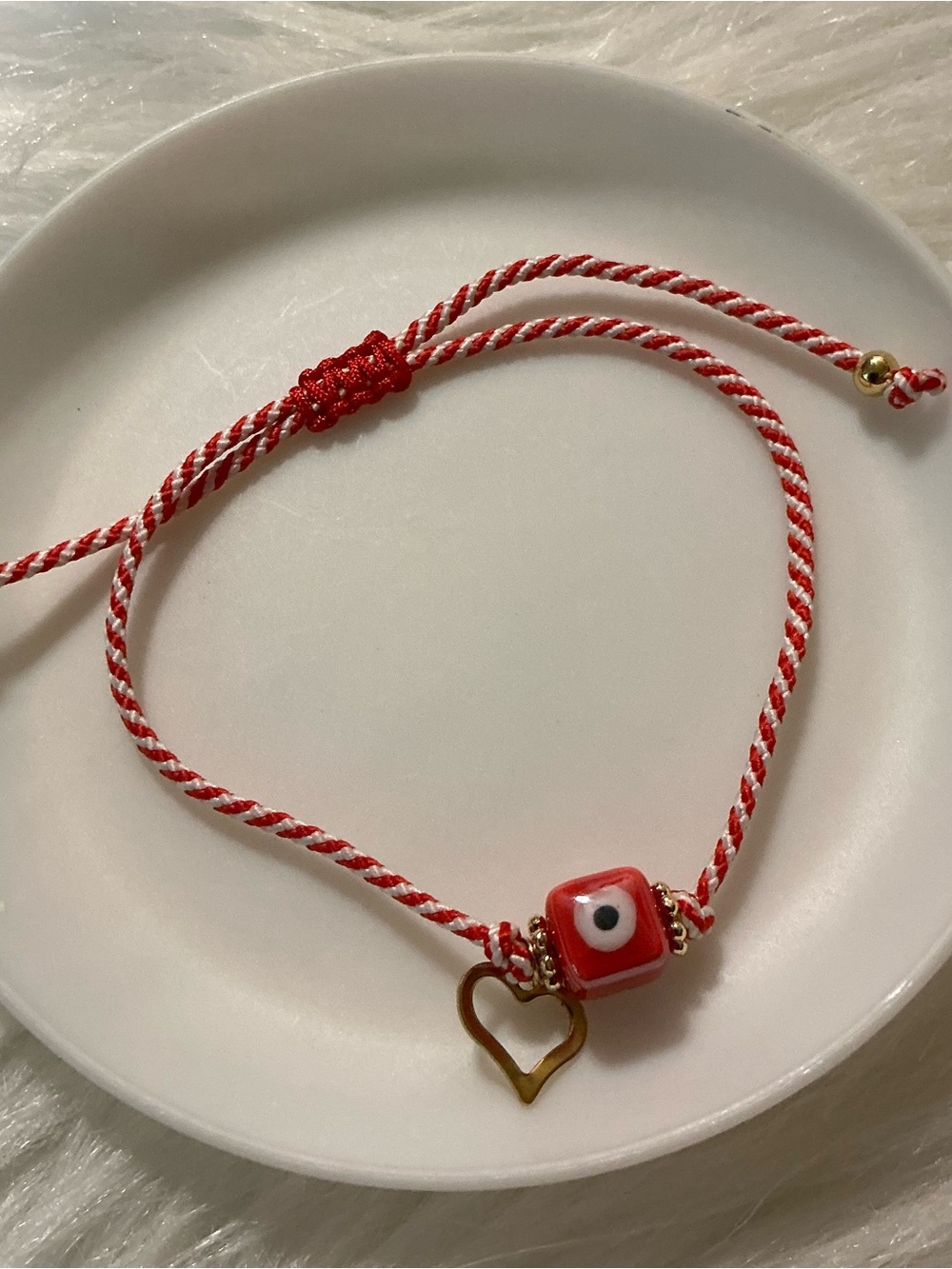 Red/white evil eye protection string bracelet